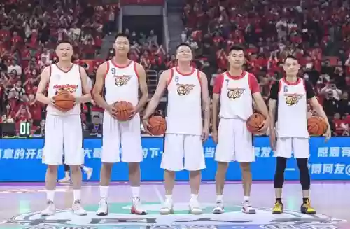 cba阵容广东插图1